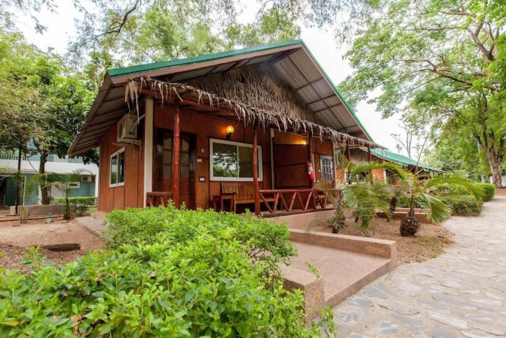 Varee Valley Resort And Restaurant Khon Kaen Zewnętrze zdjęcie